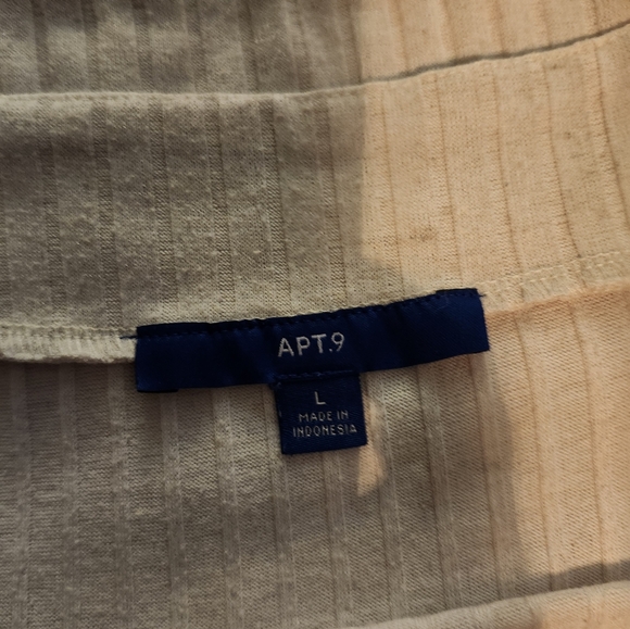 Top set - Picture 5 of 5